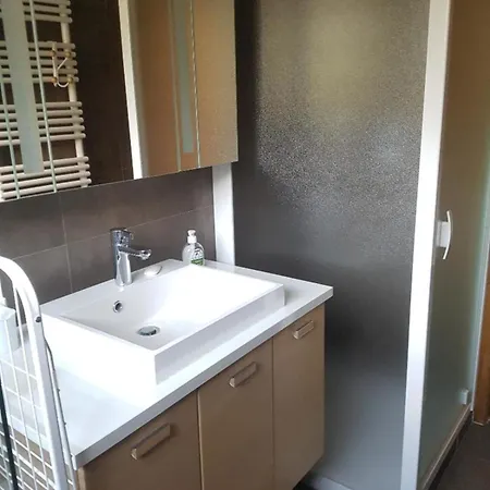 Апартаменты Spacious Flat With Views Of Mont Blanc Parking *